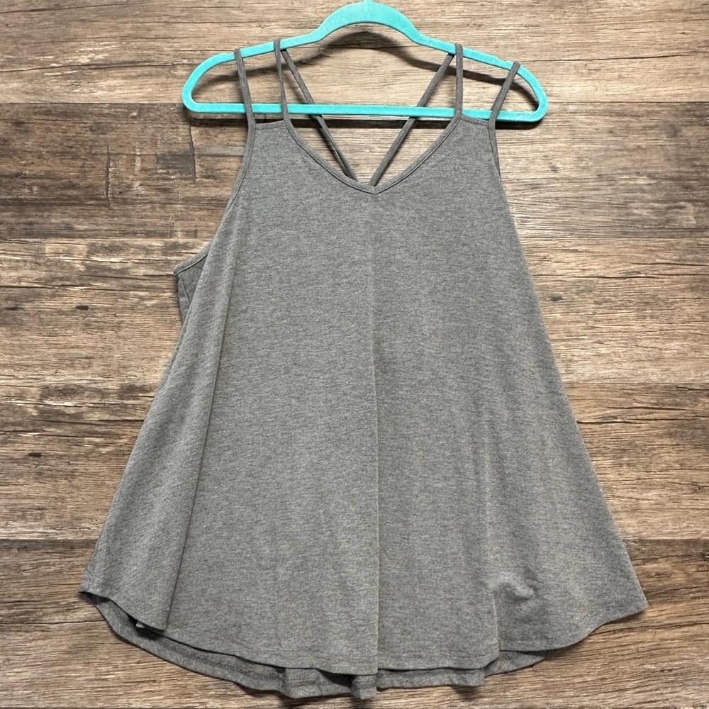 Laolasi Gray Sleeveless Flowy Tank Top with Relaxed Fit